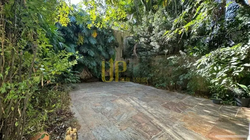 Casa com 5 quartos em Jardim Paulistano - foto 3