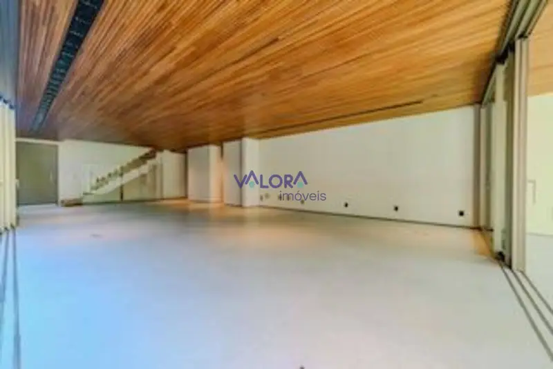 Casa com 4 quartos em Jardim Europa - foto 4