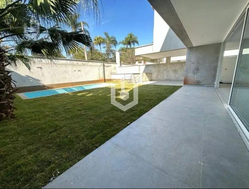 Casa com 4 quartos em Condomínio Jade - foto 3