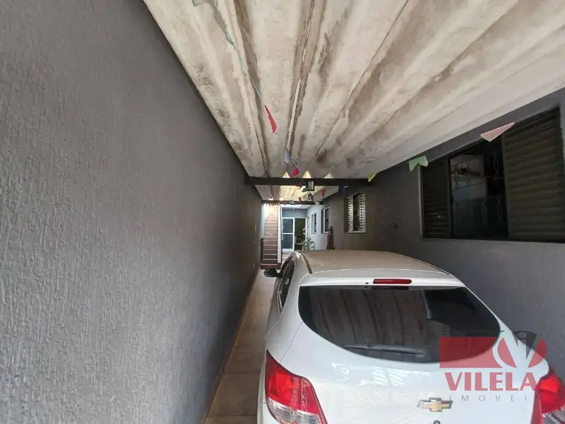 Casa com 4 quartos em Parque São Lucas - foto 3