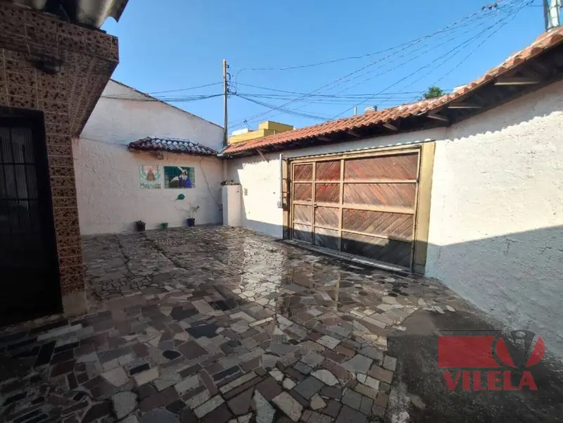 Casa com 6 quartos em Parque São Lucas - foto 2