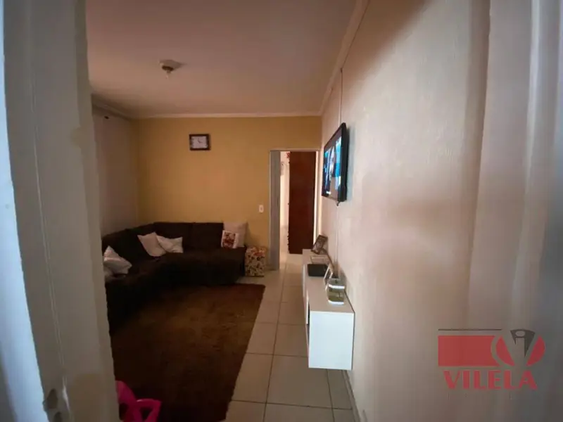 Casa com 3 quartos em Vila Bancária - foto 4