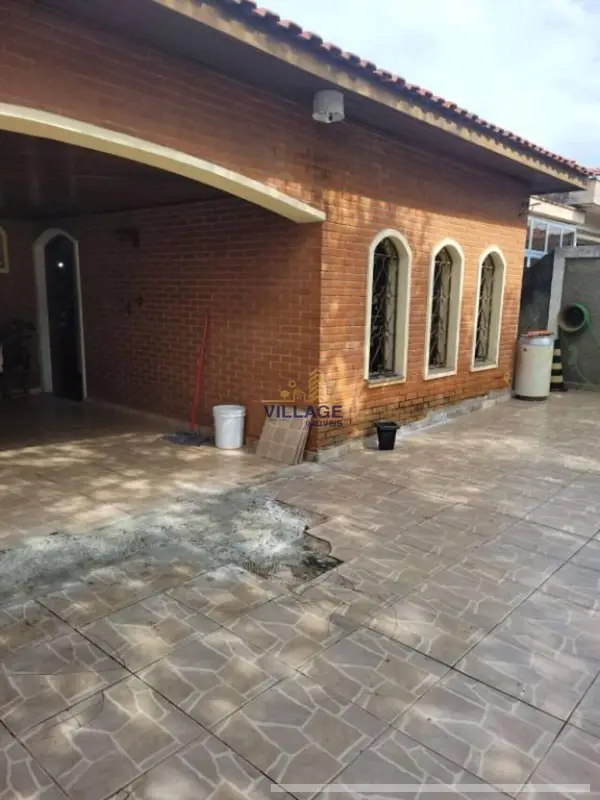 Casa com 4 quartos em Parque São Domingos - foto 4