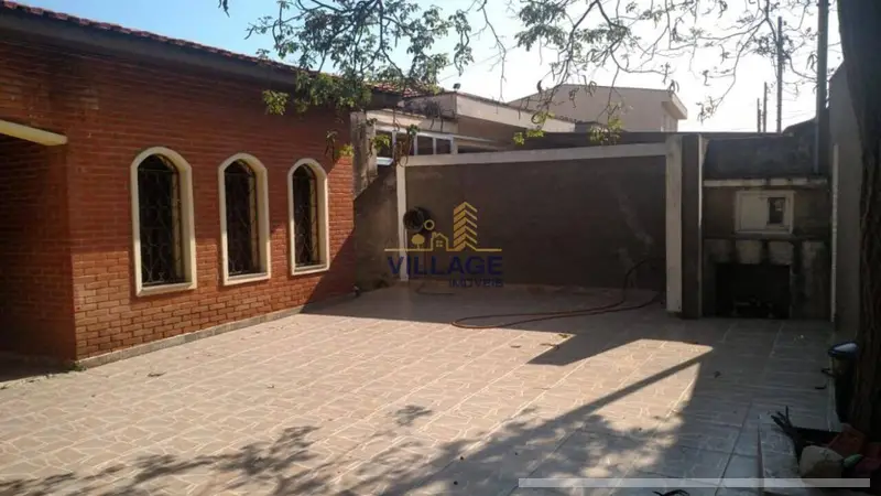 Casa com 4 quartos em Parque São Domingos - foto 2