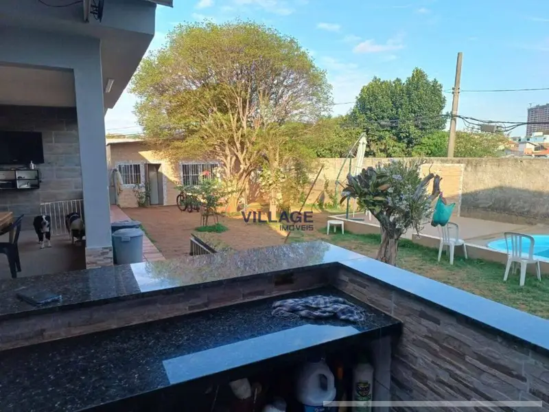 Casa com 4 quartos em Parque São Domingos - foto 2