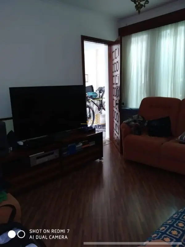 Casa com 5 quartos em Parque São Domingos - foto 4