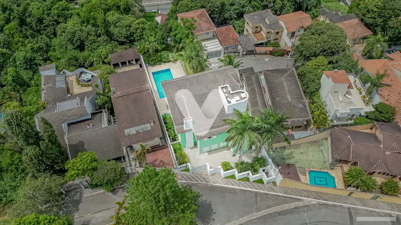 Casa com 8 quartos em Jardim Virginia Bianca - foto 3