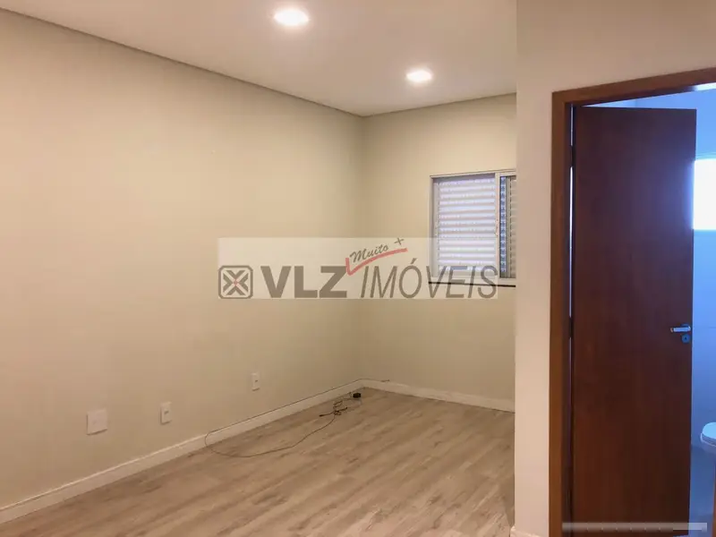 Casa com 3 quartos em Jardim da Glória - foto 2